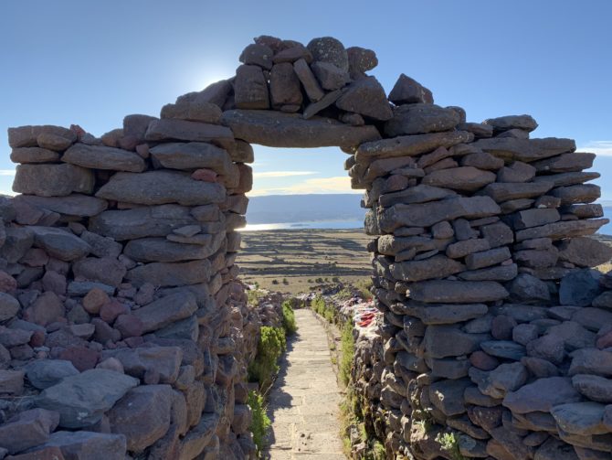 An arch near Papatata