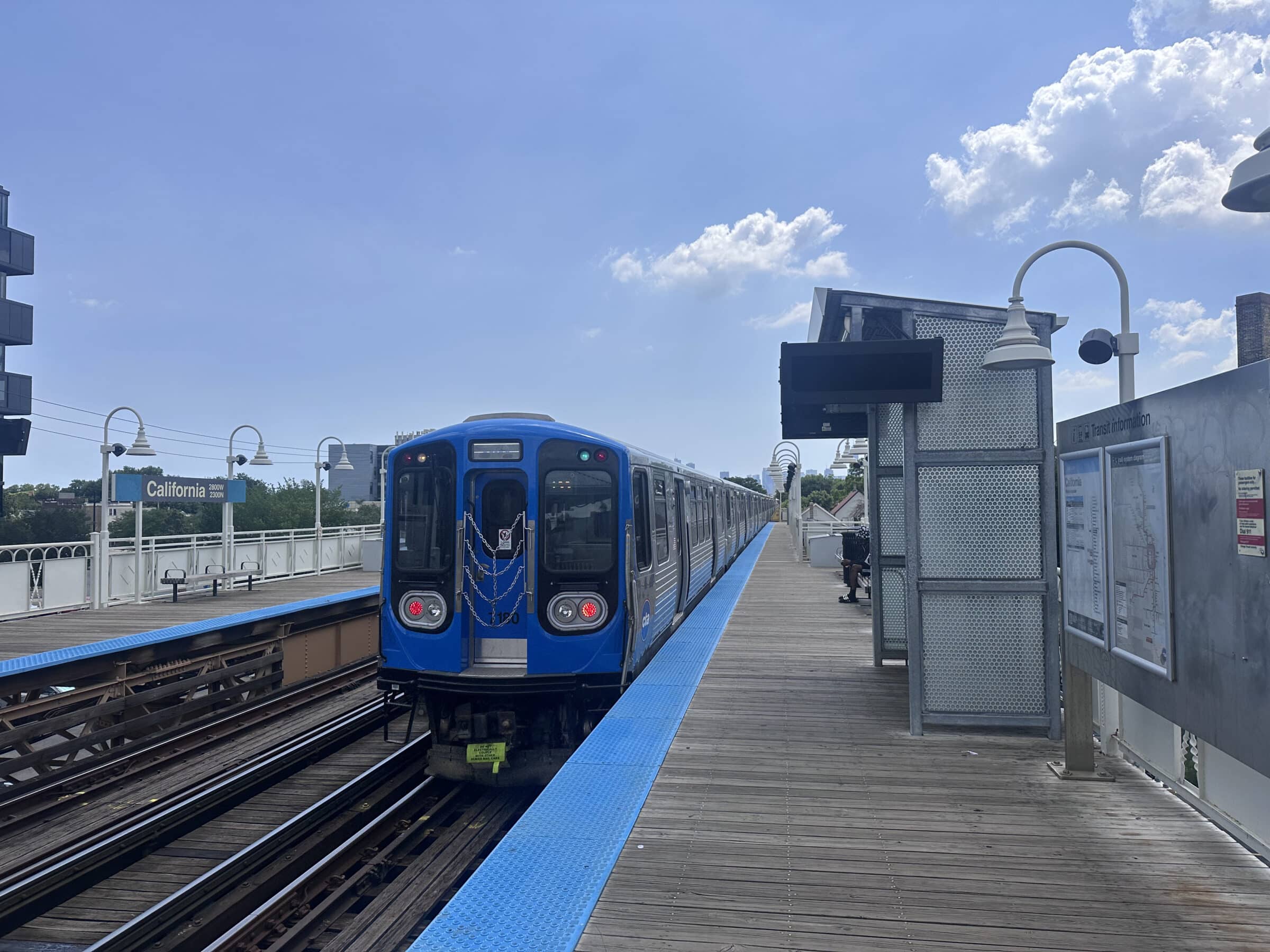 Sunny skies for a holiday weekend in Chicago