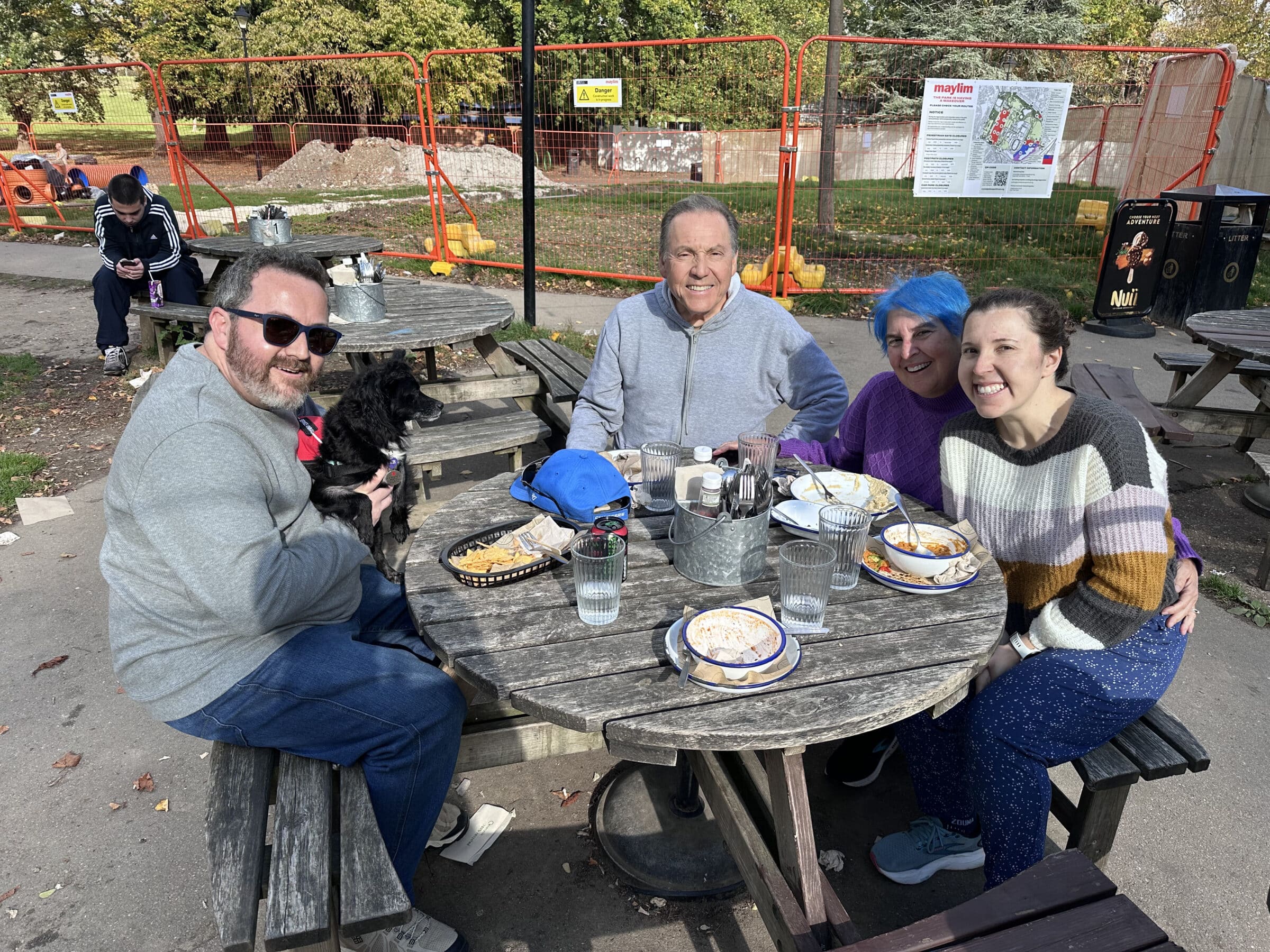 Lunch in Crystal Palace with Bubbe & Zayde, plus uncle Alex and Angua!